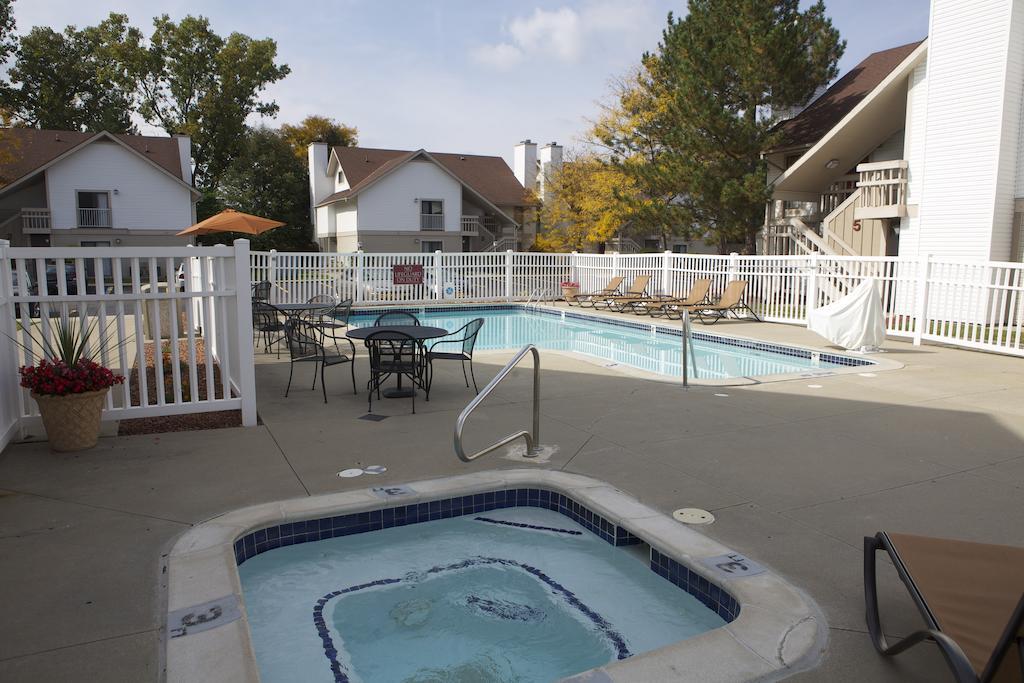 Hawthorn Suites Of Troy Extérieur photo