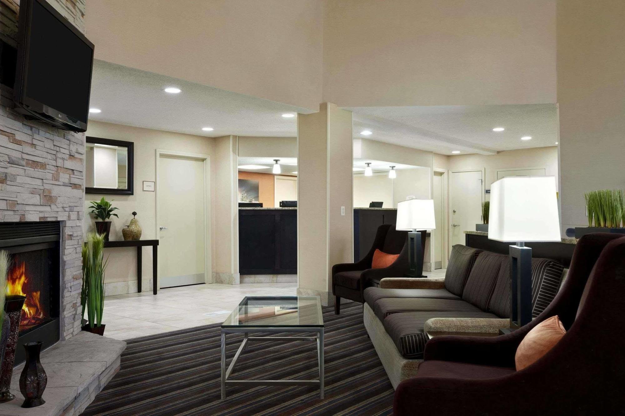 Hawthorn Suites Of Troy Extérieur photo