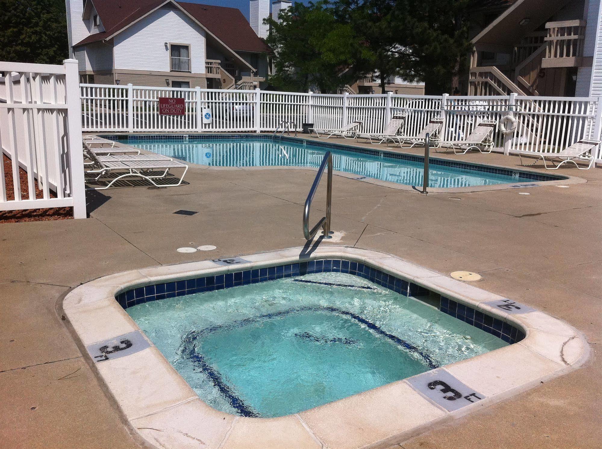 Hawthorn Suites Of Troy Extérieur photo